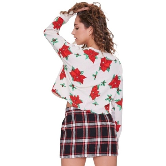 Forever 21 Women Poinsettia Print Long Sleeve Top Size Small NWT - Picture 2 of 6